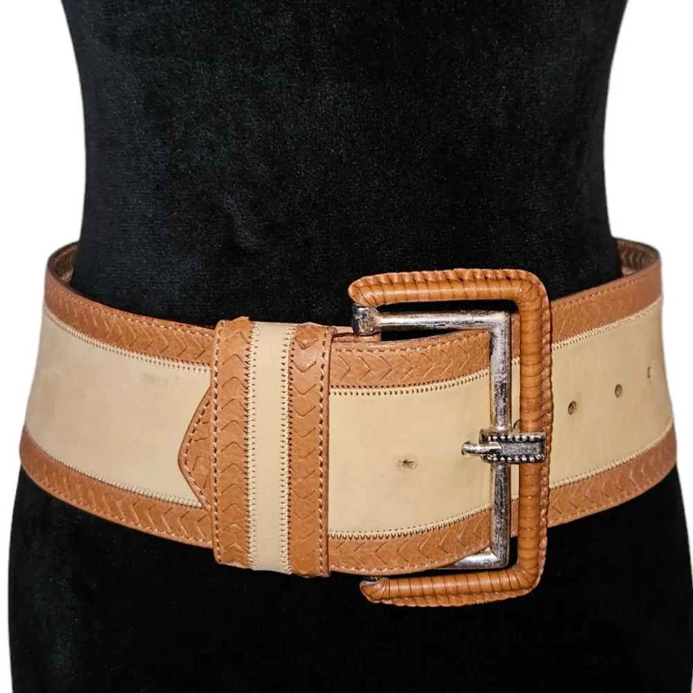 Vintage Linea Pelle Laser Cut Leather Belt Size S